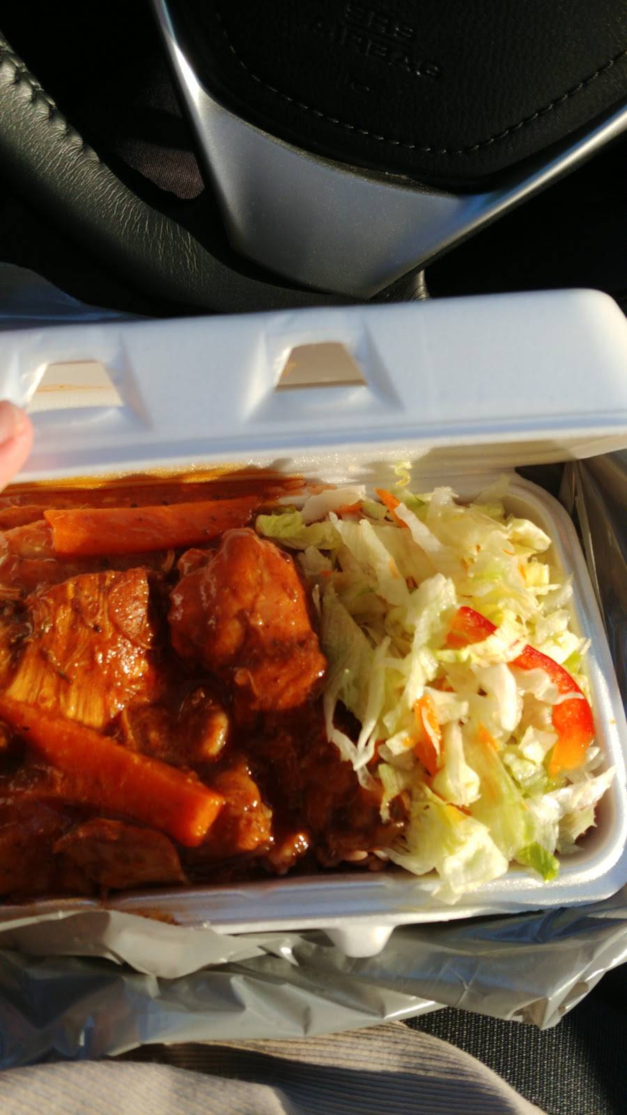 Mangoes Restaurant | restaurant | 2491 Lake Shore Blvd W, Etobicoke, ON M8V 1C5, Canada | 4162531920 OR +1 416-253-1920