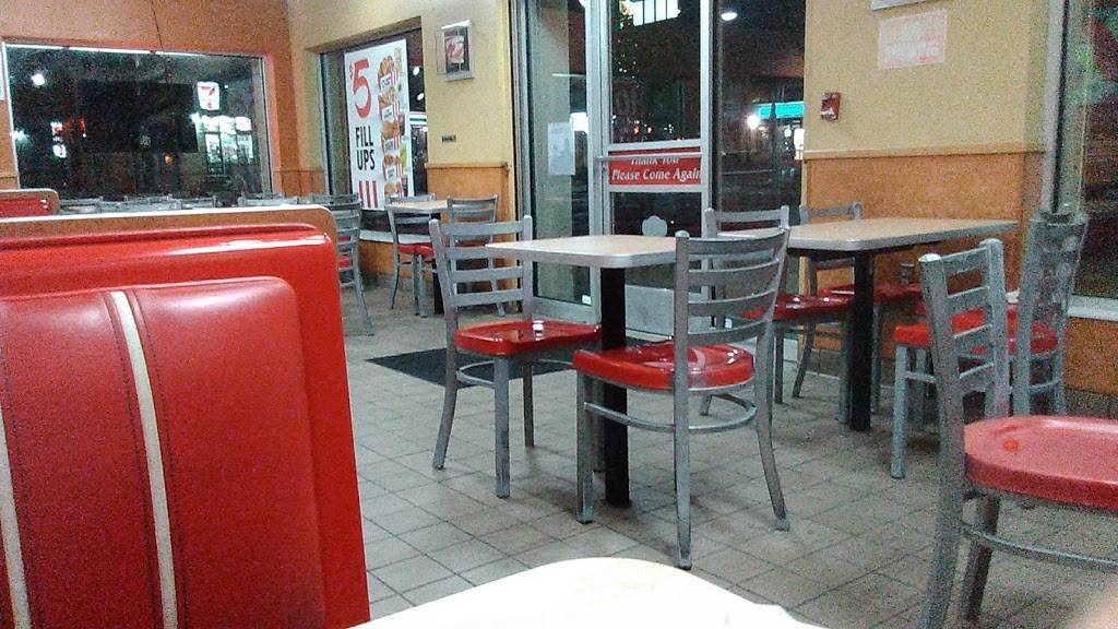 KFC | restaurant | 1453 Forest Ave, Staten Island, NY 10302, USA | 7184472822 OR +1 718-447-2822