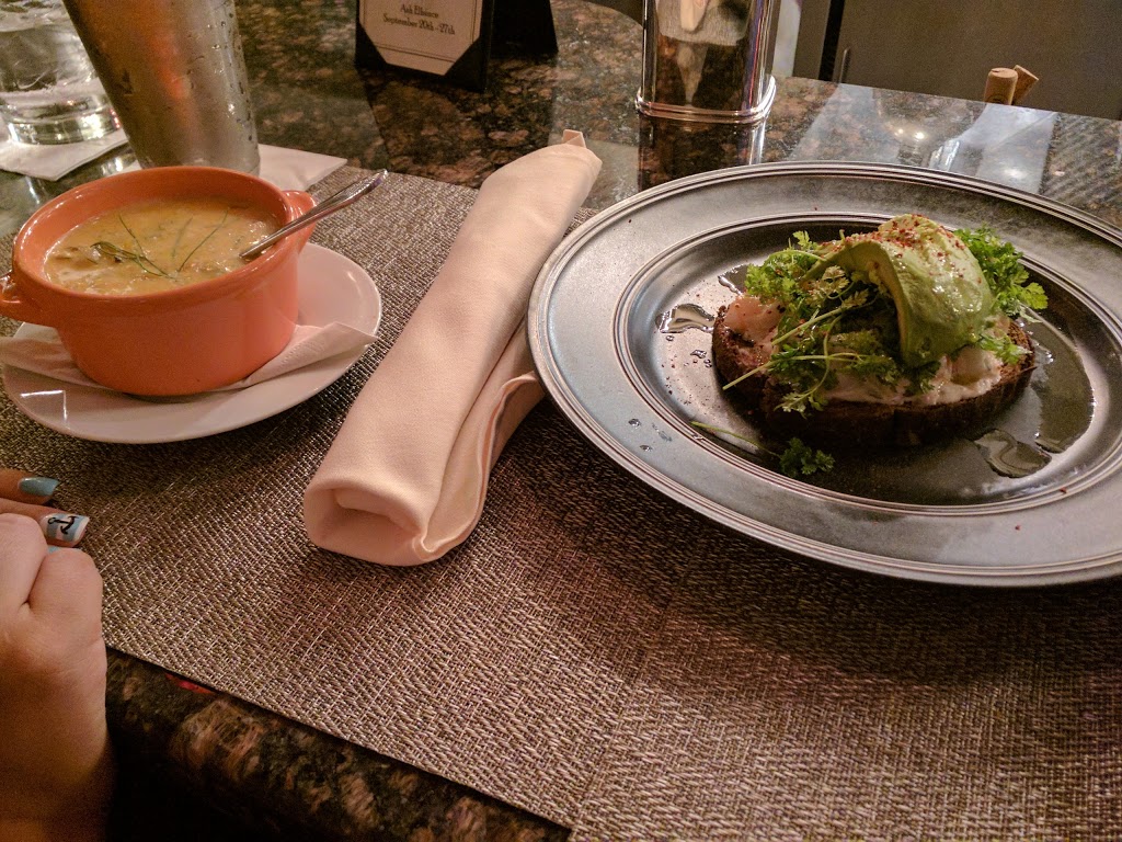 The Revolving Door | restaurant | 509 Thames St, Newport, RI 02840, USA | 4018460400 OR +1 401-846-0400