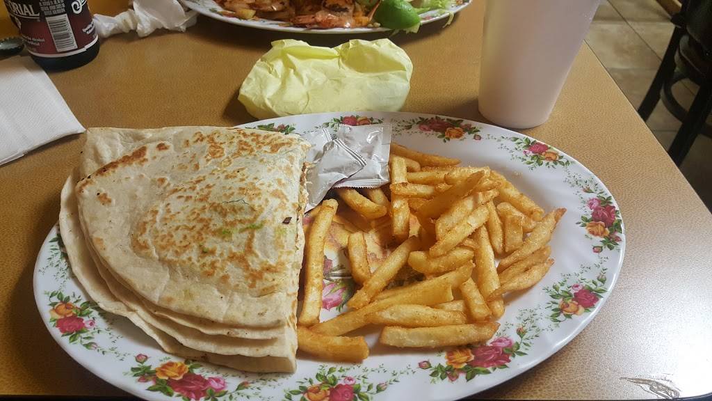 Tortas El Chavo | restaurant | 1101 N Mesa Dr, Mesa, AZ 85201, USA | 4808444200 OR +1 480-844-4200