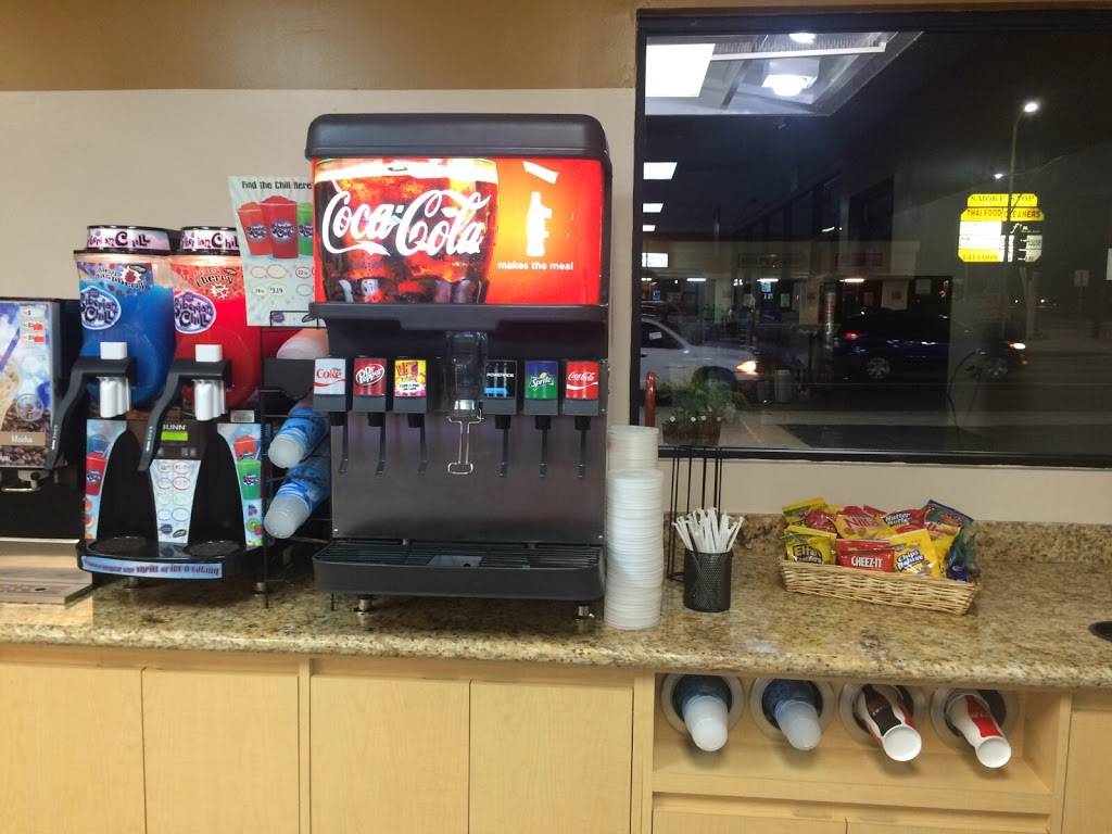 University 76 | meal takeaway | 18050 Nordhoff St, Northridge, CA 91325, USA | 8187736402 OR +1 818-773-6402