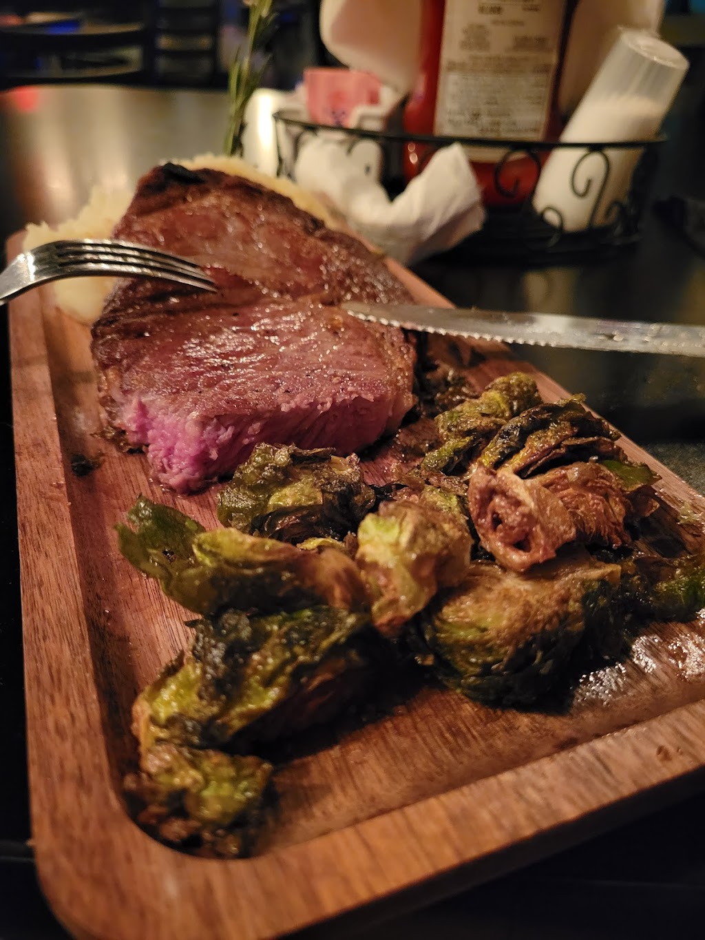 Madcats | restaurant | 117 W Slade St, Palatine, IL 60067, USA | 8474858093 OR +1 847-485-8093