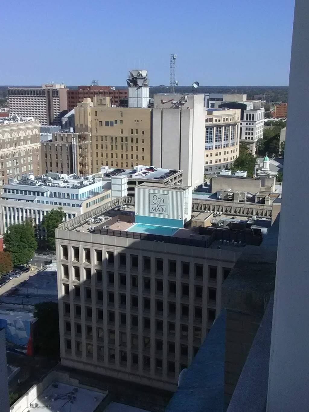 Quiznos | restaurant | 707 E Main St, Richmond, VA 23219, USA | 8046497800 OR +1 804-649-7800