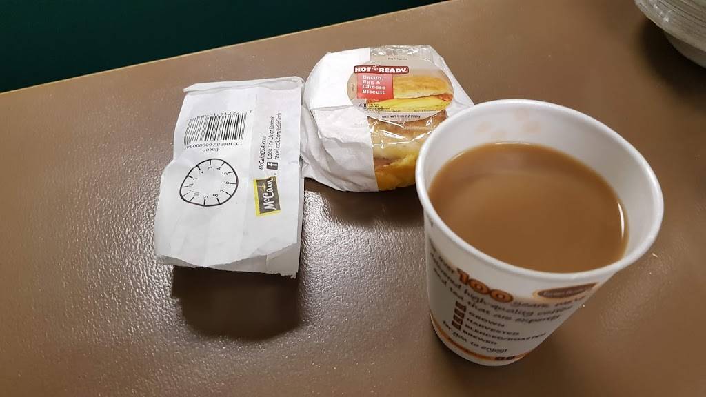 Greeley hill market cafe | restaurant | 6386 Greeley Hill Rd, Coulterville, CA 95311, USA | 2098780441 OR +1 209-878-0441