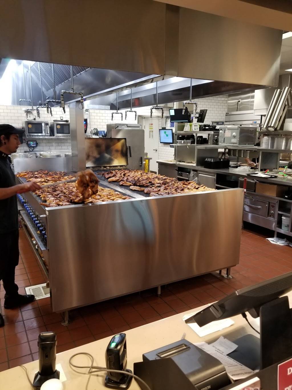 El Pollo Loco | restaurant | 13340 Limonite Ave, Eastvale, CA 92880, USA | 9099830025 OR +1 909-983-0025