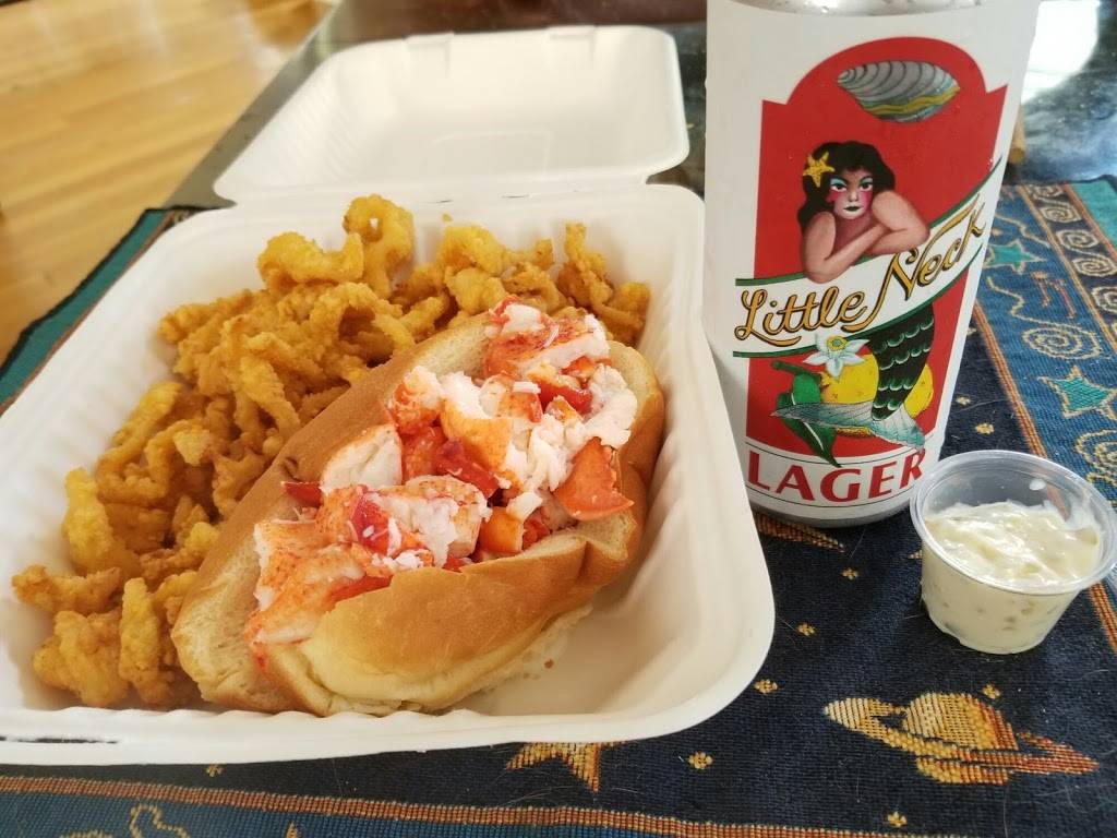 Docks Boathouse | meal takeaway | 472 Elm St, Biddeford, ME 04005, USA | 2072861600 OR +1 207-286-1600