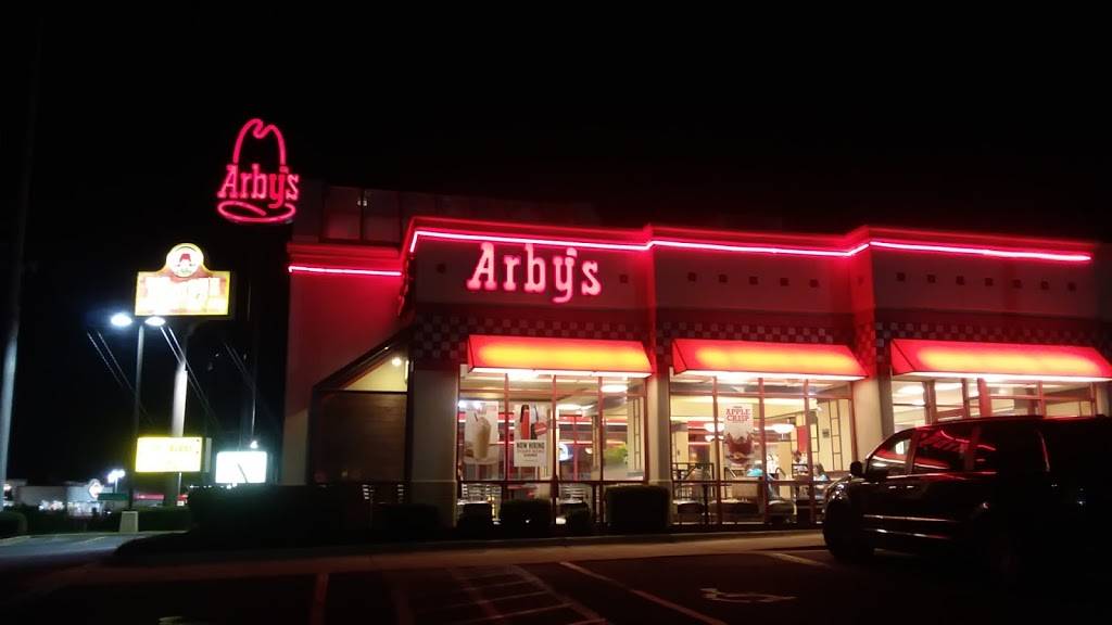 Arbys | restaurant | 2033 Village Pkwy, Leeds, AL 35094, USA | 2056402606 OR +1 205-640-2606