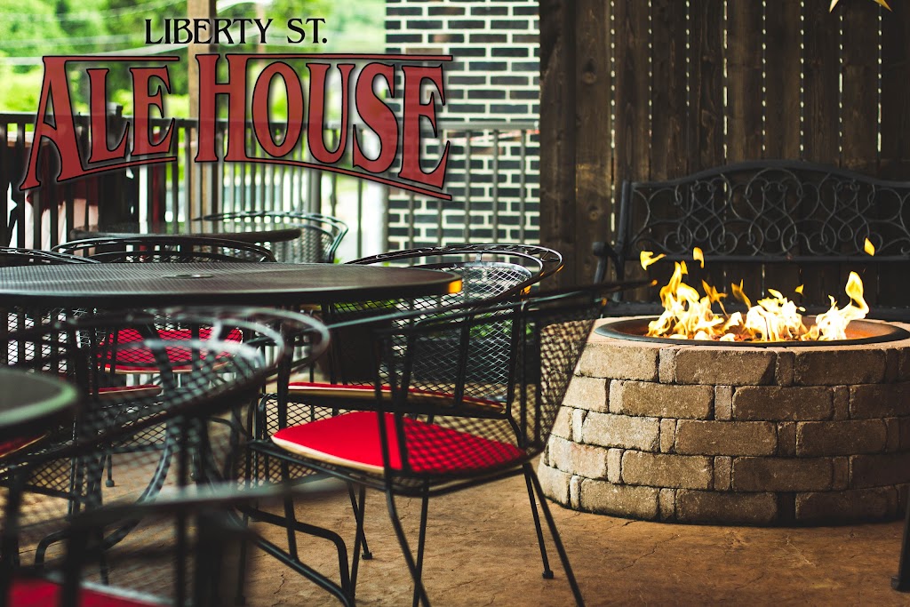 Liberty Street Ale House | restaurant | 1411 Liberty St, Franklin, PA 16323, USA | 8144371115 OR +1 814-437-1115