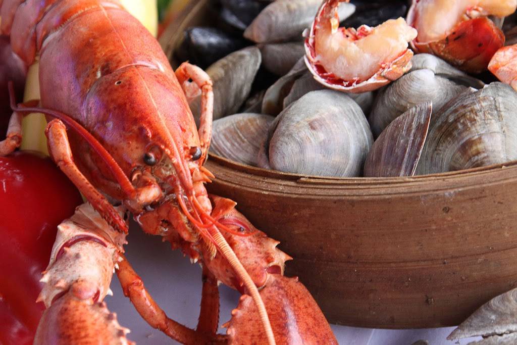 The Crazy Crab Chicago | restaurant | 9204 S Western Ave, Evergreen Park, IL 60805, USA | 7084228000 OR +1 708-422-8000