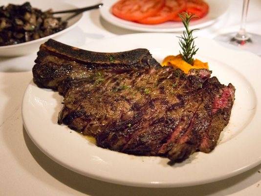 Carlos Kitchen | meal takeaway | 1598 Purchase St, New Bedford, MA 02740, USA | 5089903100 OR +1 508-990-3100