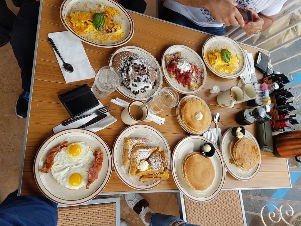 Pancakes R Us | restaurant | 329 E 17th St, Costa Mesa, CA 92627, USA | 9496429424 OR +1 949-642-9424