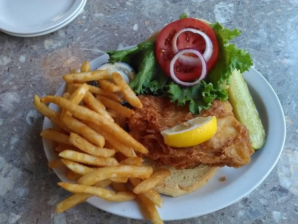 Molly Goodheads Raw Bar & Restaurant | restaurant | 400 Orange St, Ozona, FL 34660, USA | 7277866255 OR +1 727-786-6255