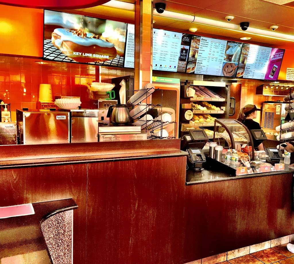 Dunkin | bakery | 1 Bennington St, Revere, MA 02151, USA | 7812869287 OR +1 781-286-9287