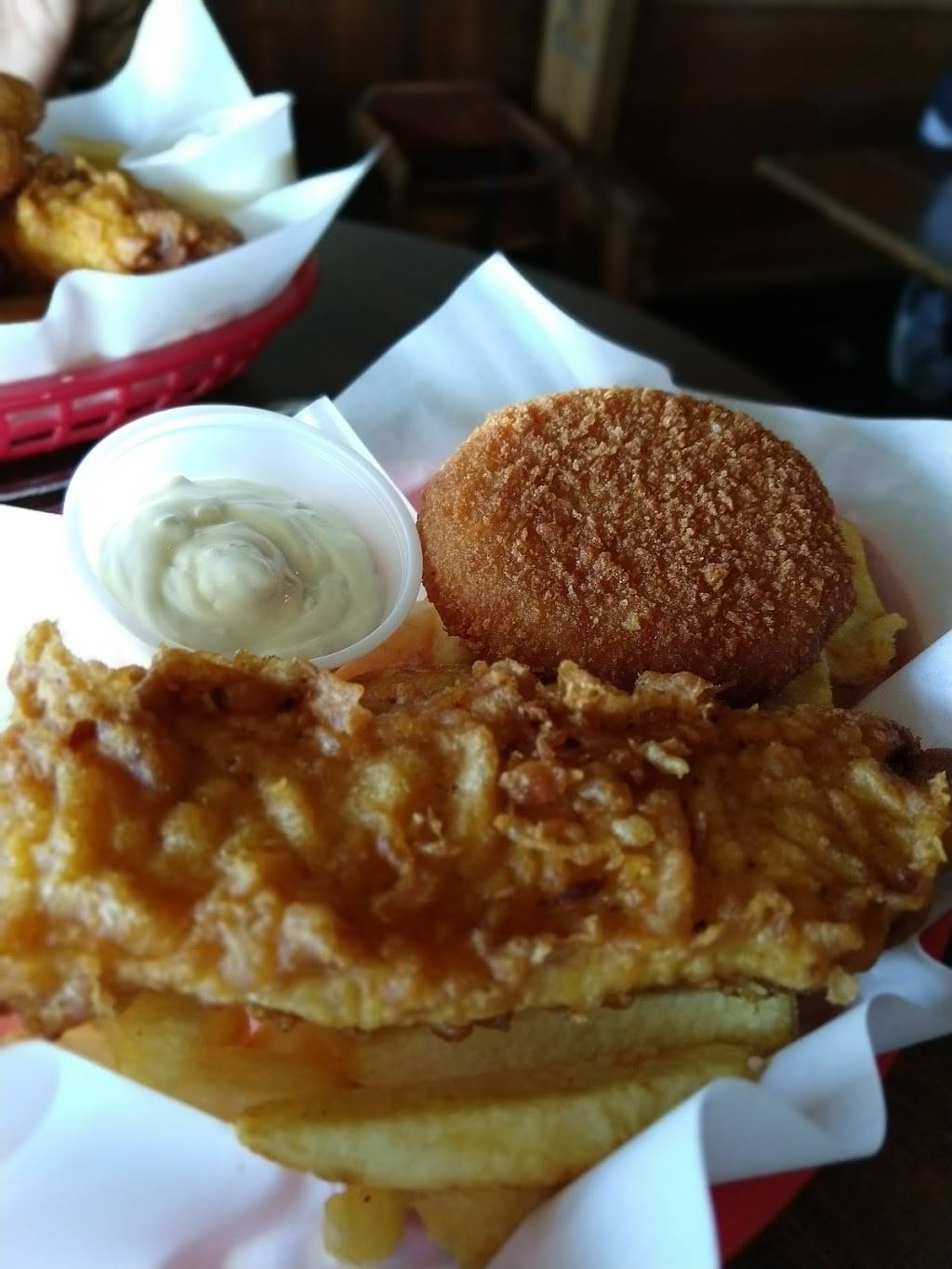 Camelot Fish & Chips | restaurant | 70 W Manor Dr, Pacifica, CA 94044, USA | 6503551555 OR +1 650-355-1555