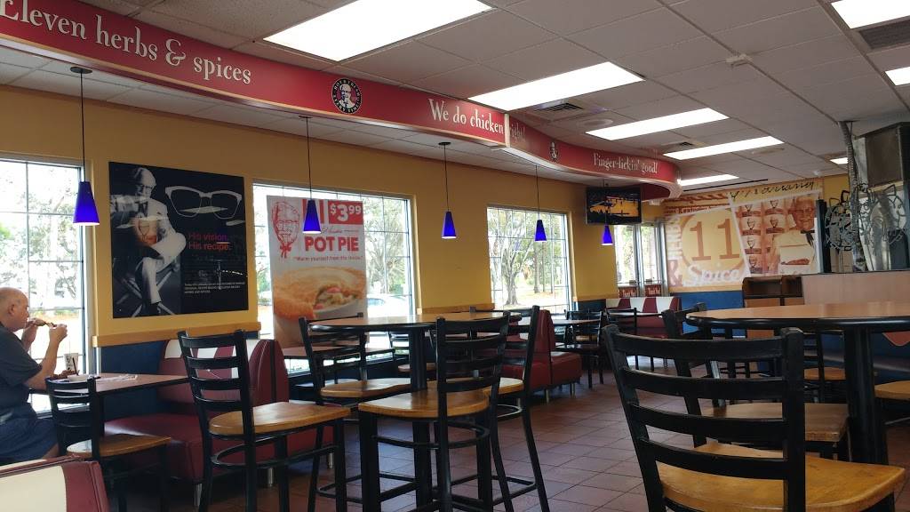 KFC | restaurant | 2801 Reynolds Dr, Fort Pierce, FL 34945, USA | 7725950798 OR +1 772-595-0798