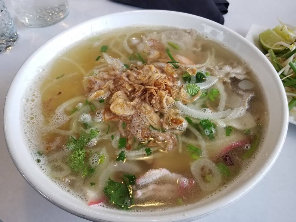 Pho Tam | restaurant | 6959 Dempster Street, Niles, IL 60714, USA | 2244705140 OR +1 224-470-5140