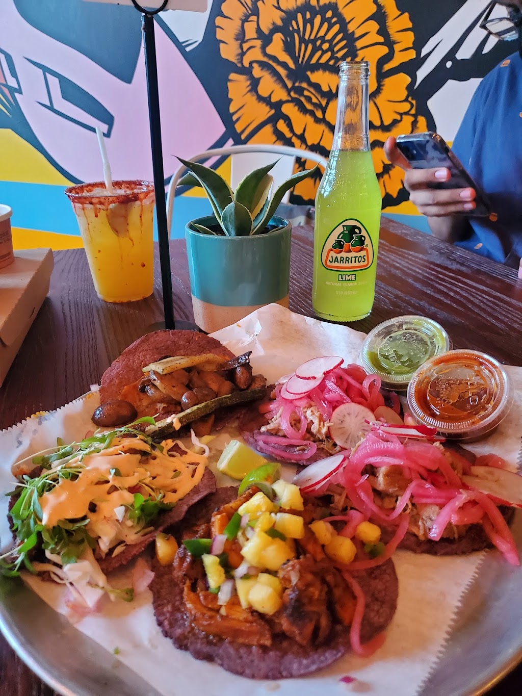 Taco Mucho | restaurant | 220 Harrison St, Oak Park, IL 60304, USA | 7084345740 OR +1 708-434-5740