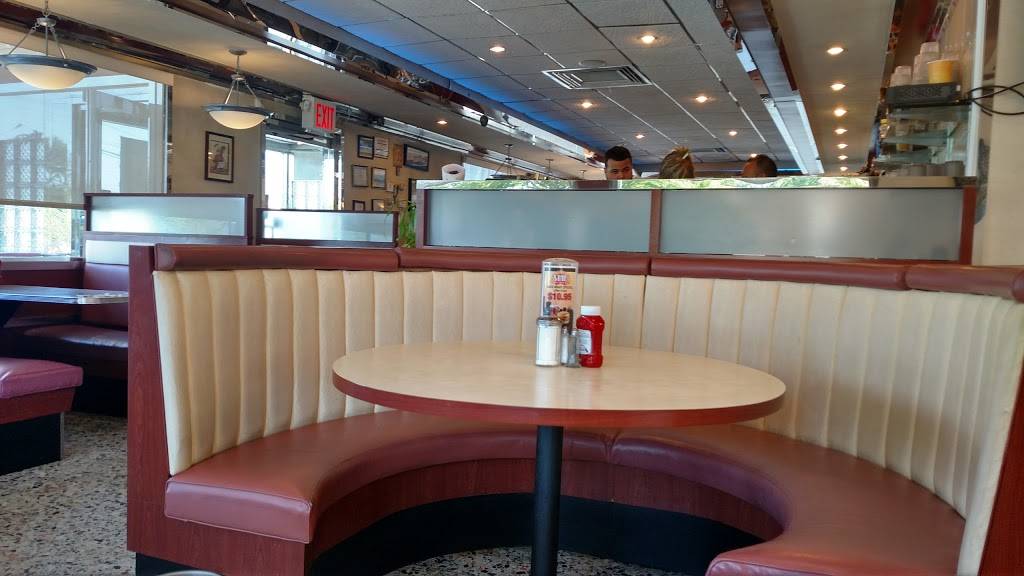 Star Diner | restaurant | 495 E Old Country Rd, Hicksville, NY 11801, USA | 5169333777 OR +1 516-933-3777