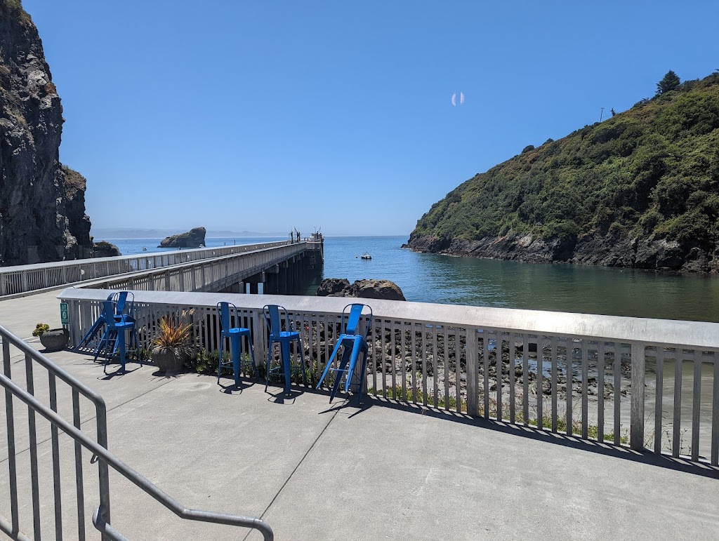 Seascape Restaurant | restaurant | Bay St, Trinidad, CA 95570, USA | 7076773762 OR +1 707-677-3762