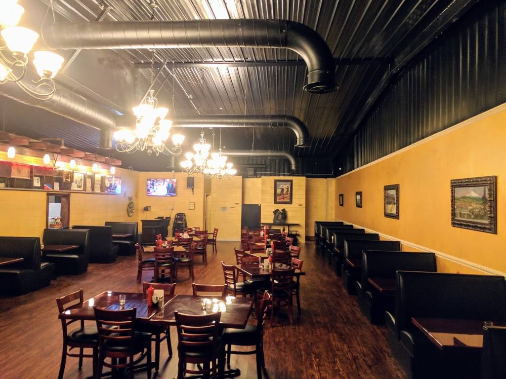 Lewis and Clarkes Restaurant | restaurant | 35 N Maple St, Hohenwald, TN 38462, USA | 9312953700 OR +1 931-295-3700