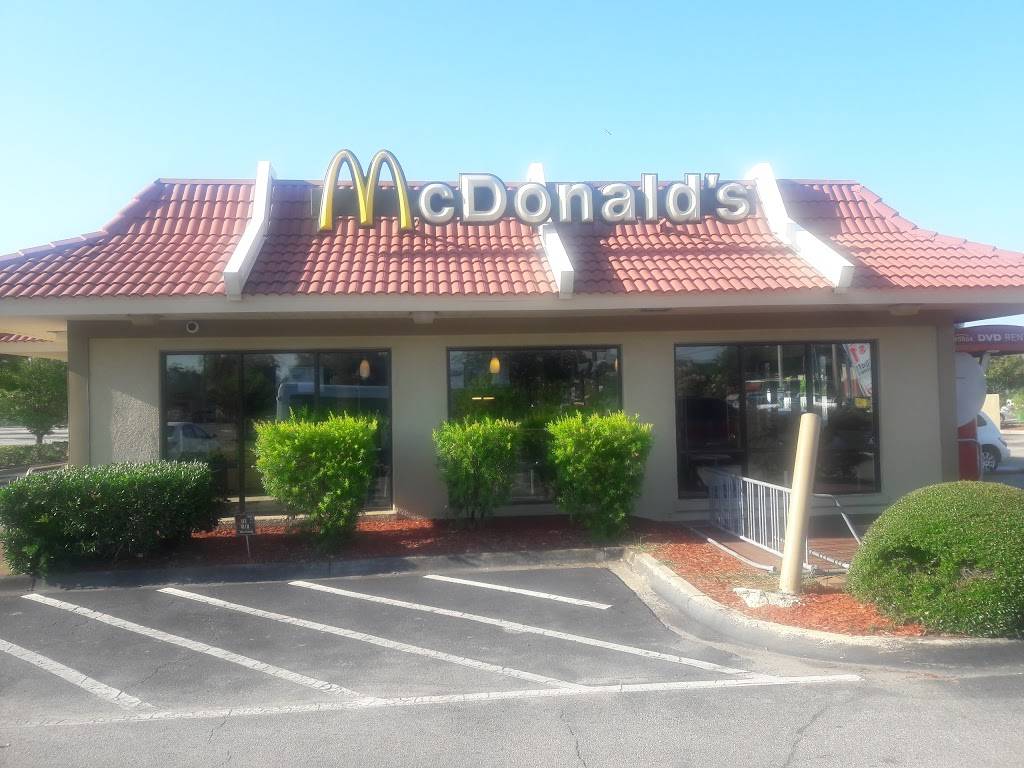 McDonalds | cafe | 1001 N University Blvd N, Jacksonville, FL 32211, USA | 9047444527 OR +1 904-744-4527