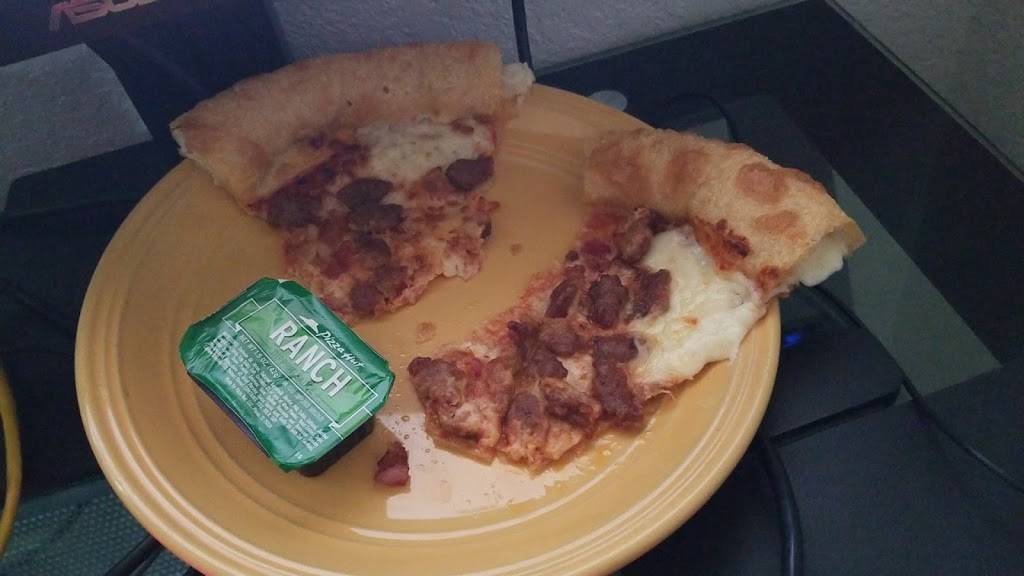 Pizza Hut | restaurant | 3611 1st St E #210, Bradenton, FL 34208, USA | 9417470777 OR +1 941-747-0777