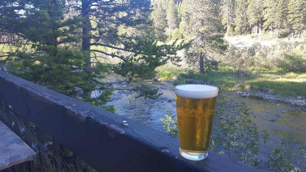 Crest Cafe & Catering | cafe | 150 Alpine Meadows Rd # 2, Alpine Meadows, CA 96146, USA | 5305813037 OR +1 530-581-3037