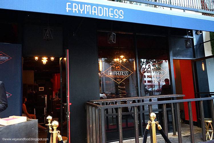 Fry Madness | restaurant | 555 S Spring St, Los Angeles, CA 90013, USA | 2137972847 OR +1 213-797-2847