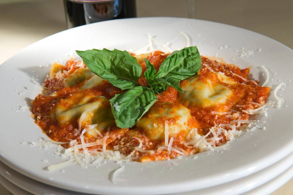 Piccolo Italian Restaurant | restaurant | 5354 Duncan Rd, Punta Gorda, FL 33982, USA | 9416212200 OR +1 941-621-2200