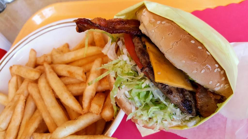 Louis Burgers IV | restaurant | 1311 W Carson St, Torrance, CA 90501, USA | 3103200022 OR +1 310-320-0022