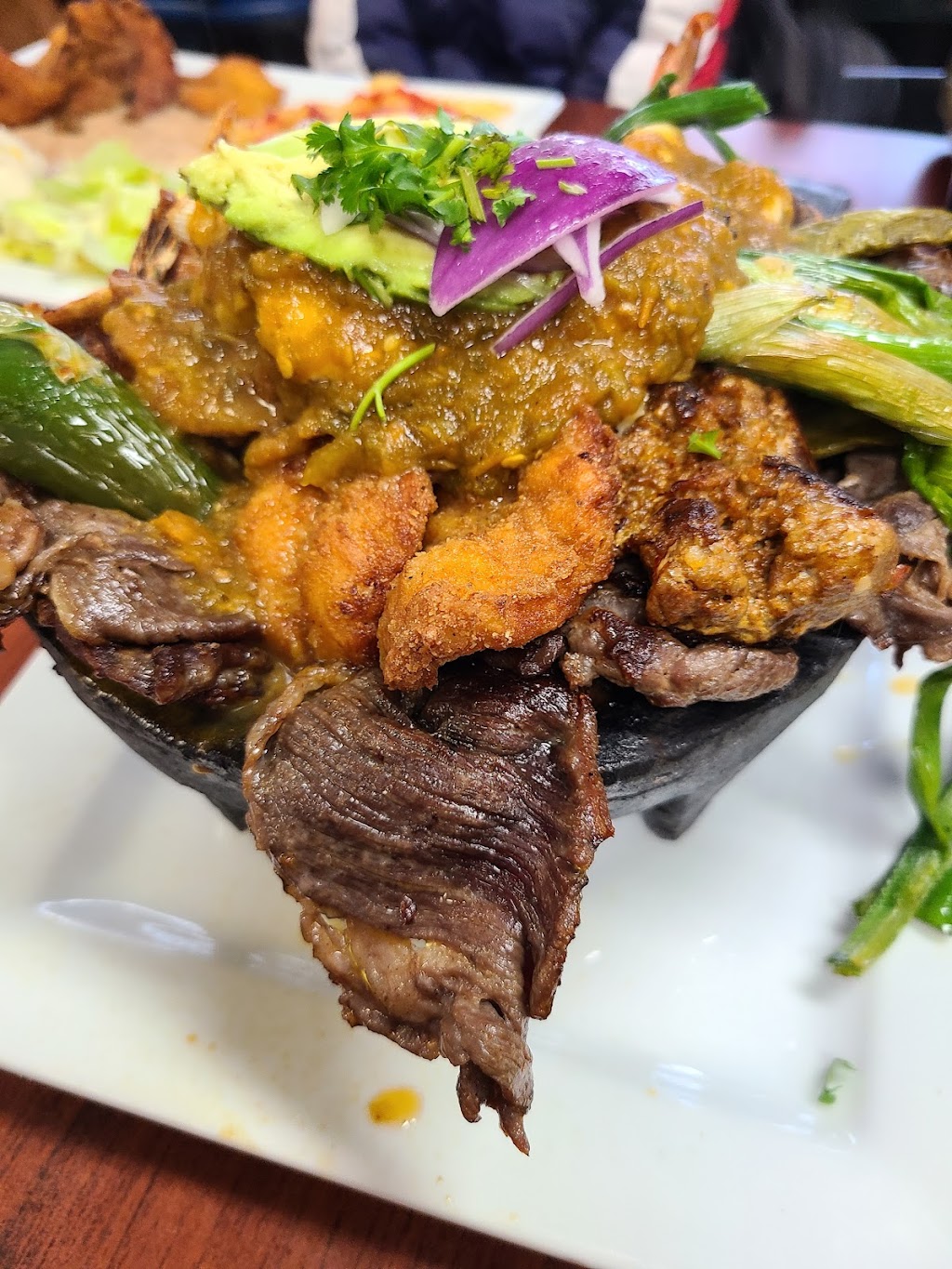 El Canto de la Sirena | restaurant | 2055 N Perris Blvd, Perris, CA 92571, USA | 9515917777 OR +1 951-591-7777