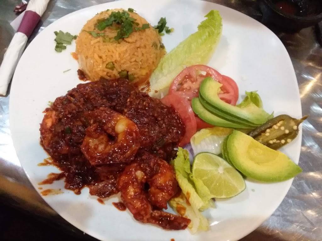 Los Arcos Kitchen & Cantina | restaurant | 7386 Airport View Dr SW, Rochester, MN 55902, USA | 5072060302 OR +1 507-206-0302