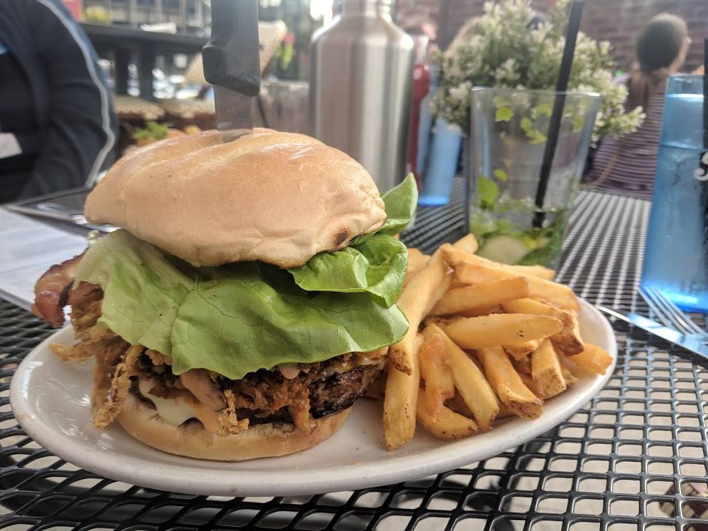 Dillons | restaurant | 955 Boylston St, Boston, MA 02115, USA | 6174211818 OR +1 617-421-1818