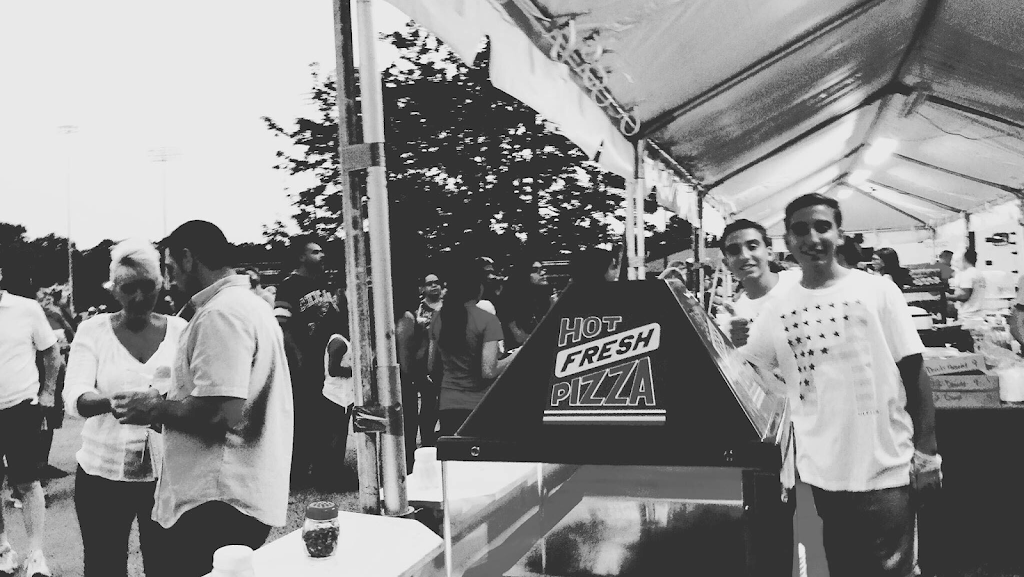 Spizzico Pizza & Pasta | restaurant | 7446 W North Ave, Elmwood Park, IL 60707, USA | 7085830002 OR +1 708-583-0002