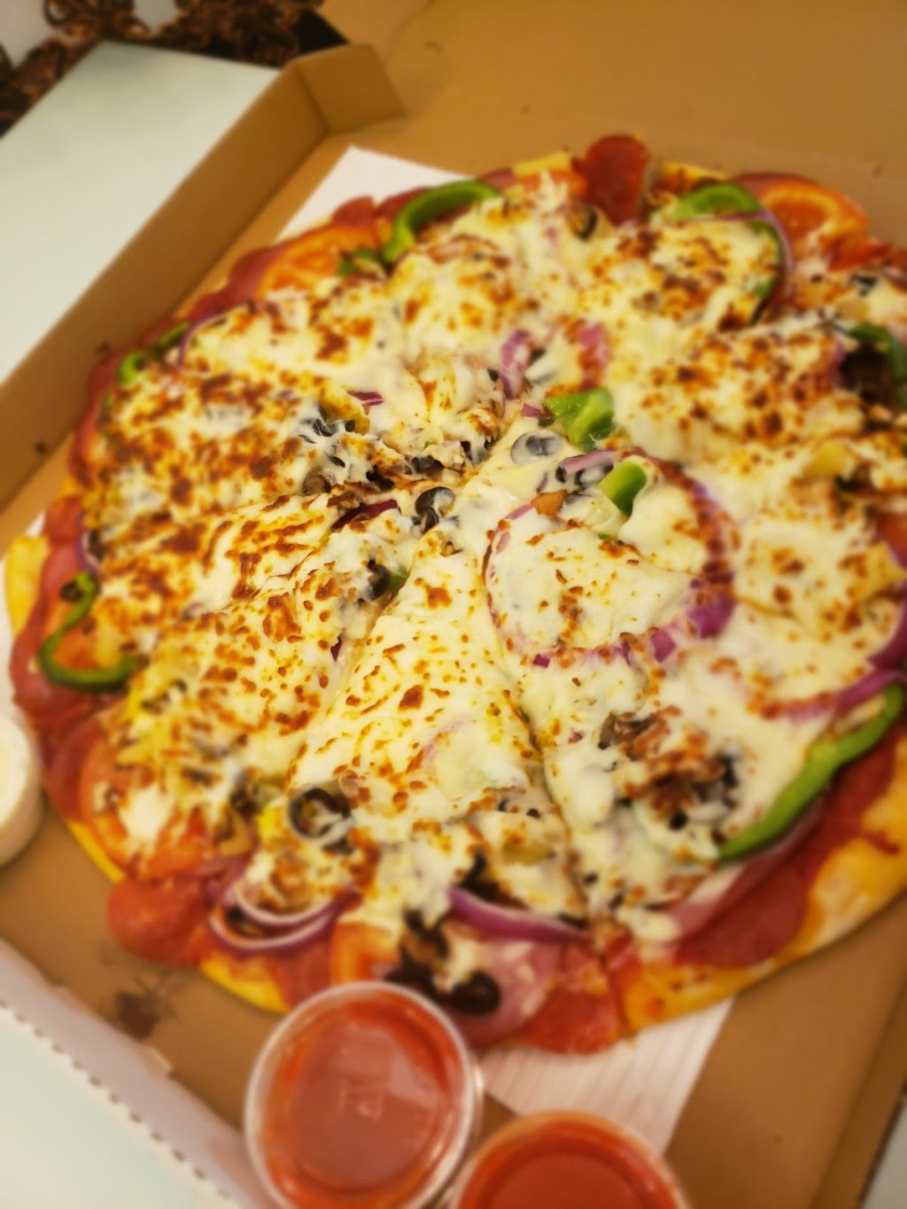 Island Rainbow LLC | restaurant | 1614 Bienville Blvd, Dauphin Island, AL 36528, USA | 2518610060 OR +1 251-861-0060