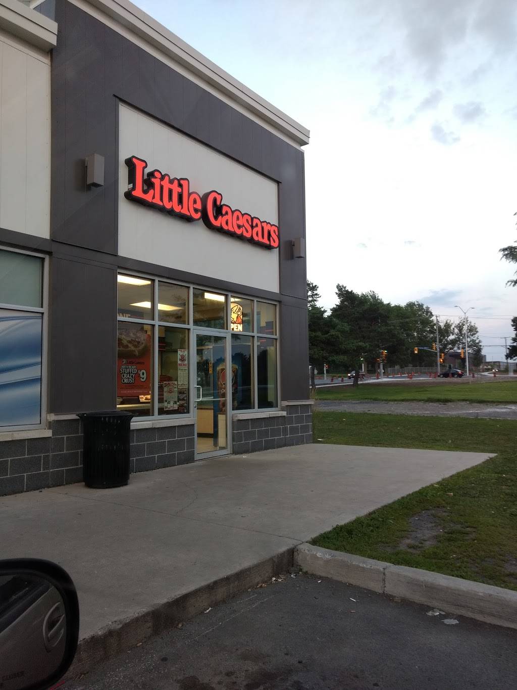 Little Caesars Pizza | meal takeaway | 525 Ninth St E, Cornwall, ON K6H 4B5, Canada | 6139322255 OR +1 613-932-2255