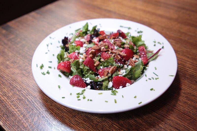 Mortimers Cafe and Pub | restaurant | 210 East Trade Street C 148, Charlotte, NC 28202, USA | 7046880366 OR +1 704-688-0366