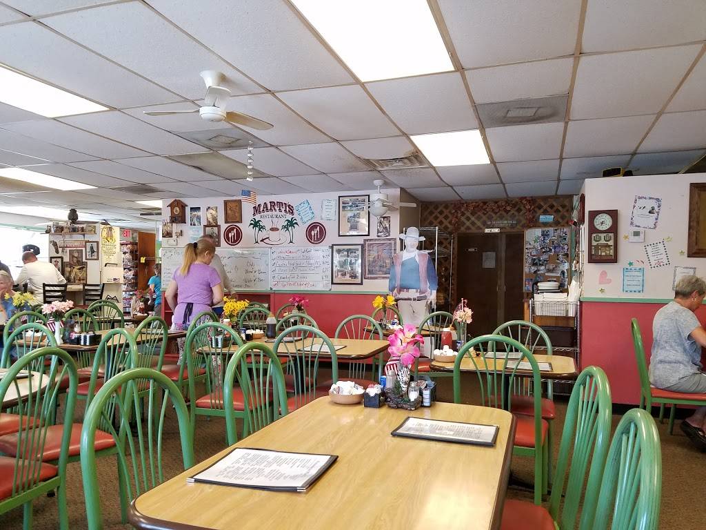 Martis Family Dining | restaurant | 16200 San Carlos Blvd A, Fort Myers, FL 33908, USA | 2394667444 OR +1 239-466-7444