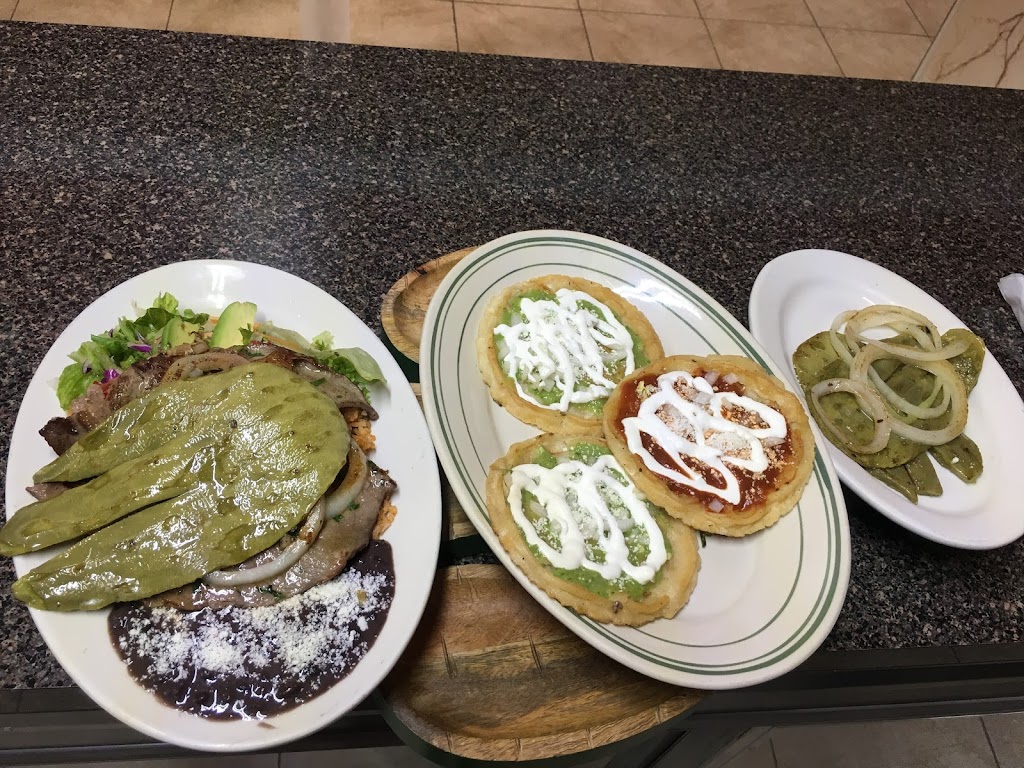 Cholulita | restaurant | 884 Broadway, Brooklyn, NY 11206, USA | 3476274480 OR +1 347-627-4480