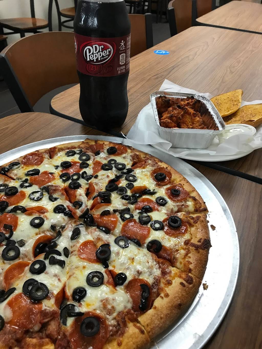 Antonious Pizza | restaurant | 22400 Barton Rd Suite 11, Grand Terrace, CA 92313, USA | 9097770115 OR +1 909-777-0115