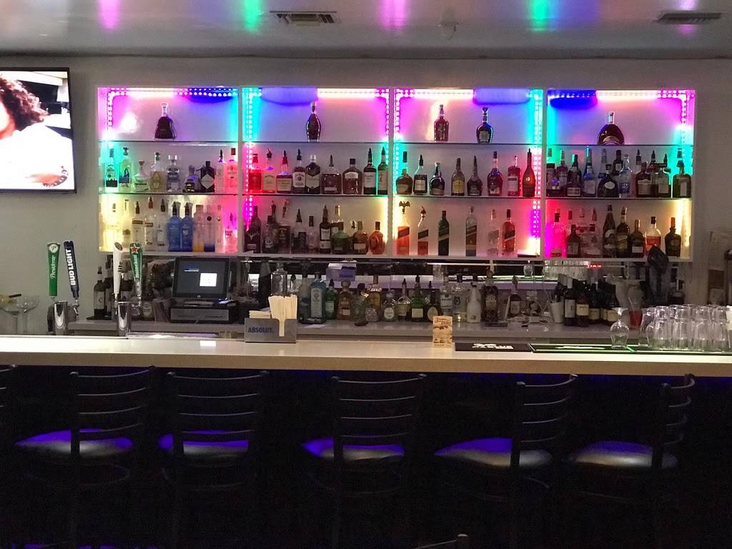 Melao Cafe Restaurant | restaurant | 19605 NW 57th Ave, Miami Gardens, FL 33055, USA | 3057602086 OR +1 305-760-2086