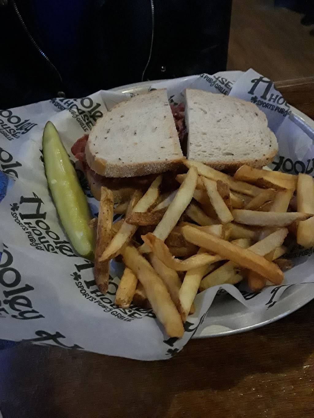 Hooley House Sports Pub & Grille | restaurant | 10310 Cascade Crossing, Brooklyn, OH 44144, USA | 2163627700 OR +1 216-362-7700