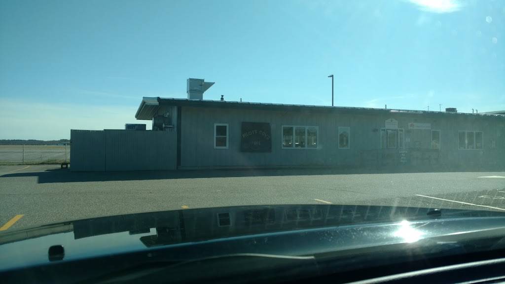 Pilots Cove Cafe | restaurant | 199 Airport Rd, Sanford, ME 04073, USA | 2078501183 OR +1 207-850-1183