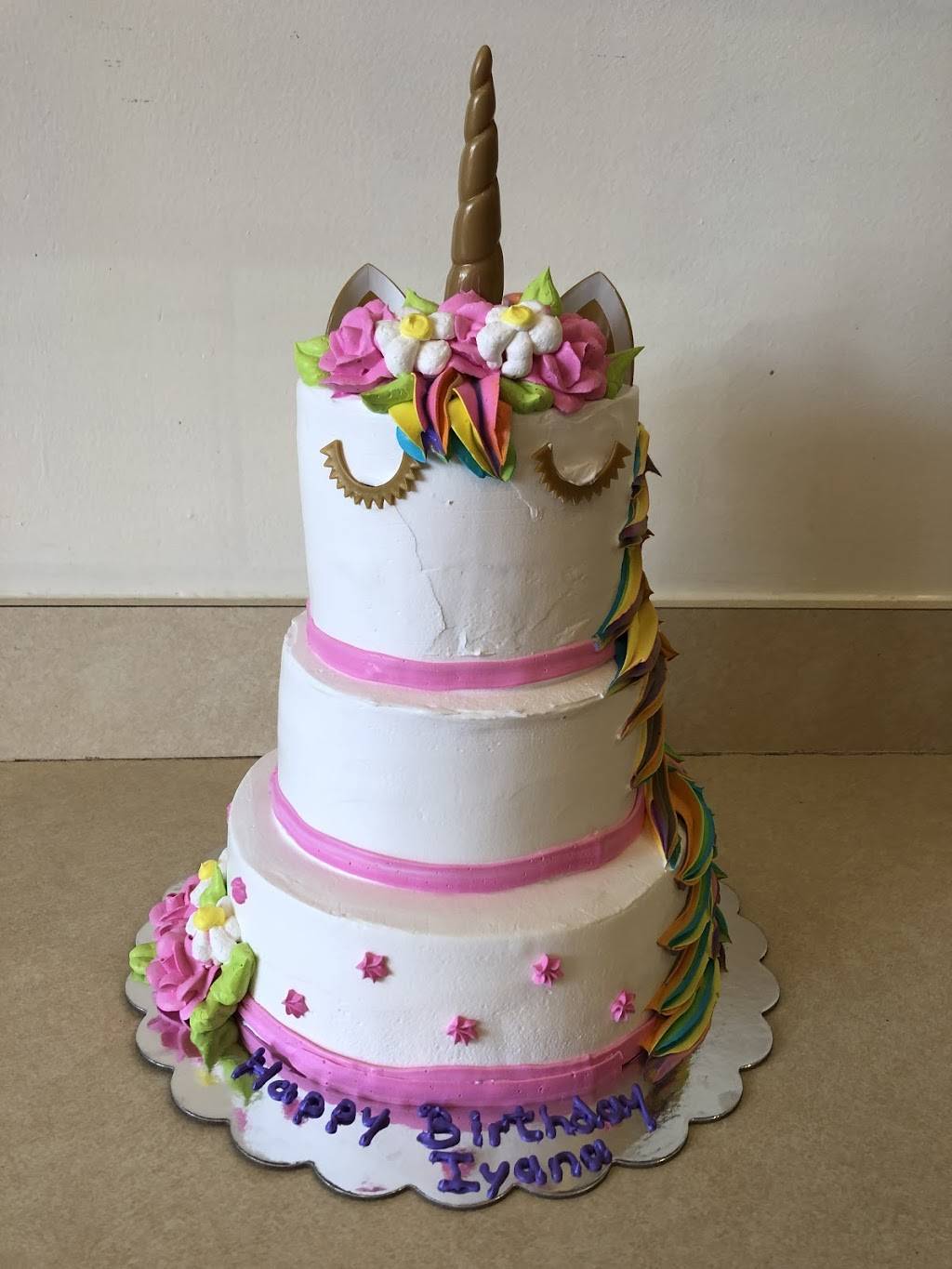 Cold Stone Creamery | bakery | 520 W 21st St Ste C, Norfolk, VA 23517, USA | 7577472000 OR +1 757-747-2000