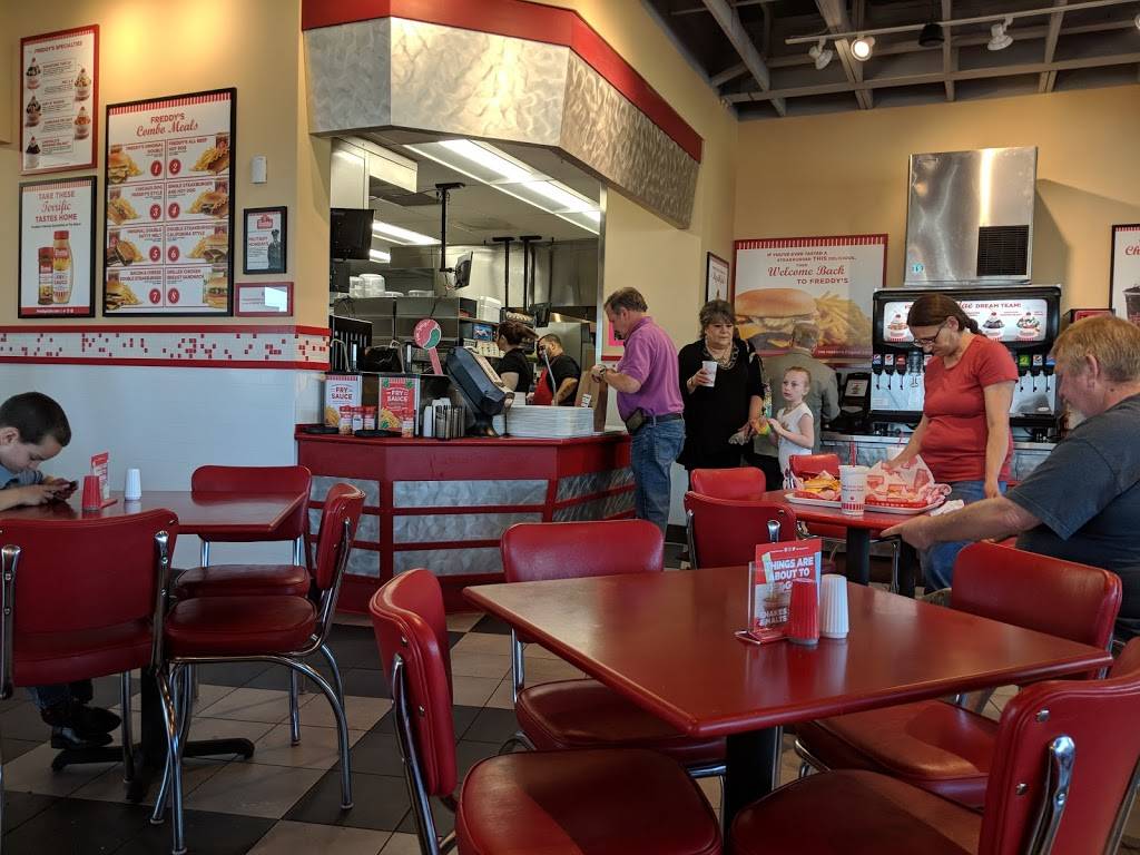 Freddys Frozen Custard & Steakburgers | restaurant | 2100 Wilma Rudolph Blvd, Clarksville, TN 37040, USA | 9319195070 OR +1 931-919-5070
