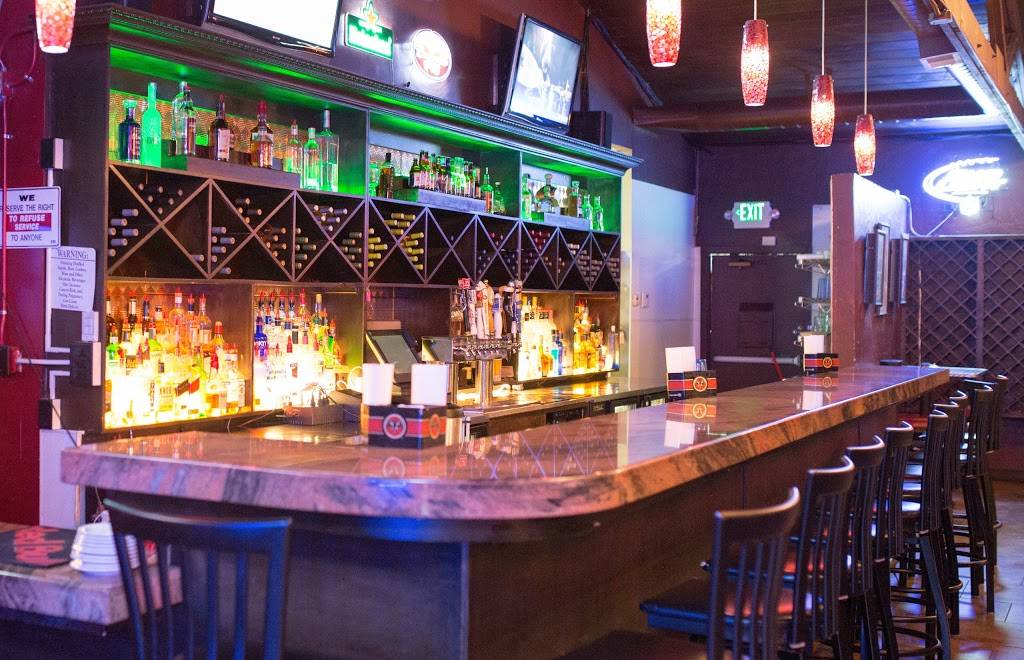 Grill Em Steak House & Sports Bar | restaurant | 2509 S Bascom Ave, Campbell, CA 95008, USA | 4083718729 OR +1 408-371-8729