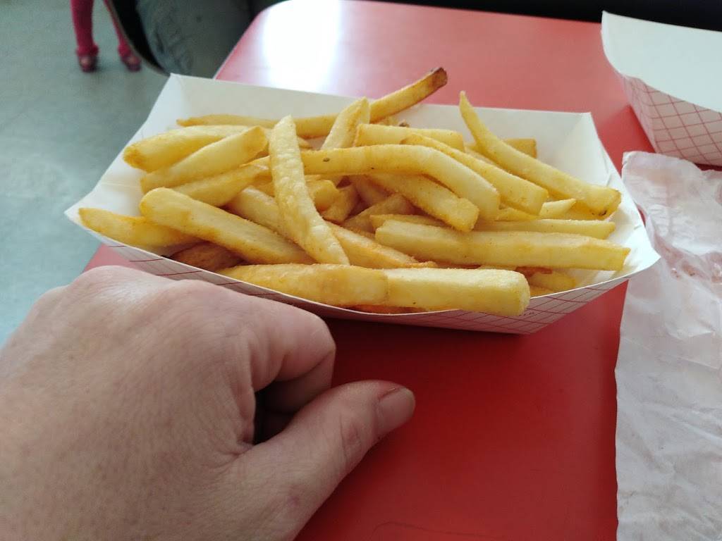 REKSS Burgers & More | restaurant | S., 105 5th Street, Barnsdall, OK 74002, USA | 9188472156 OR +1 918-847-2156