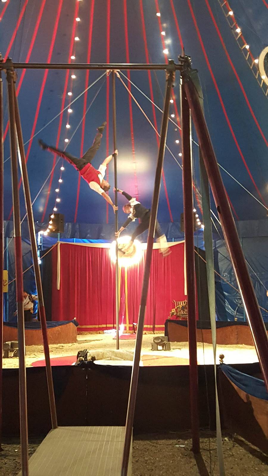 The Foundry Cinema & Bowl | restaurant | 22 Second St, Fraser, CO 80442, USA | 9703637161 OR +1 970-363-7161