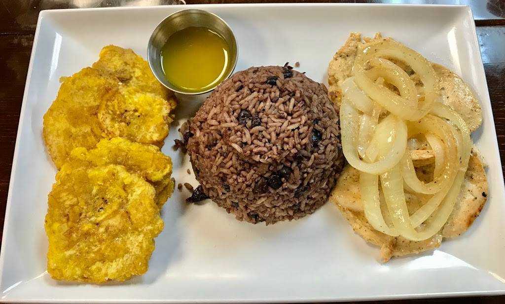 Cafe Media Noche | restaurant | 6836 Windsor Ave, Berwyn, IL 60402, USA | 8726006703 OR +1 872-600-6703