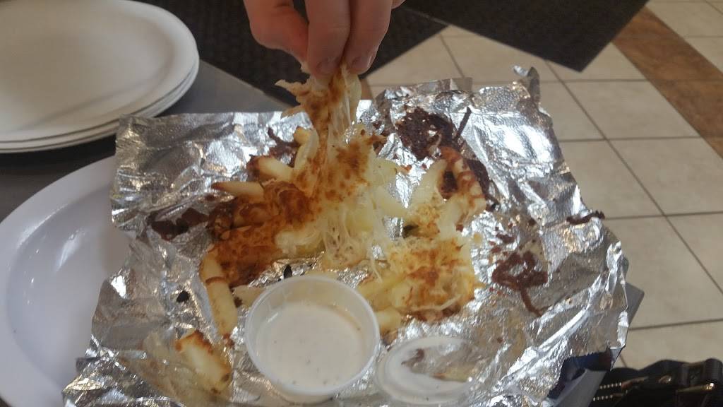 Milans Pizza | restaurant | 8968 Corbin Ave, Northridge, CA 91324, USA | 8182806867 OR +1 818-280-6867